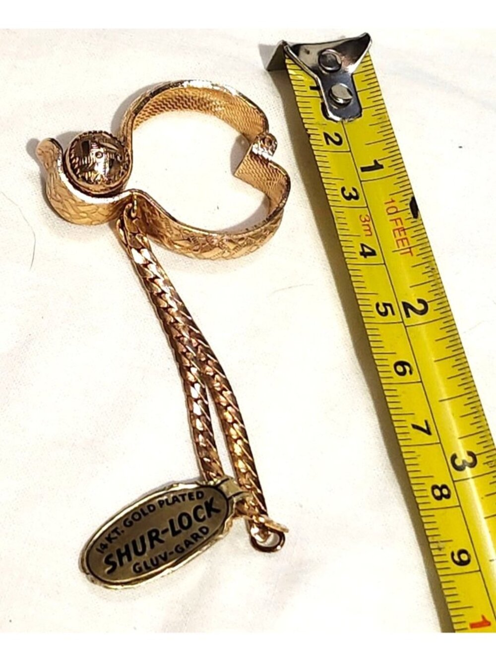 14k Gold Plated Shur-Lock Vintage Glove Holder Floral Detailing Original Tag - Picture 6 of 6